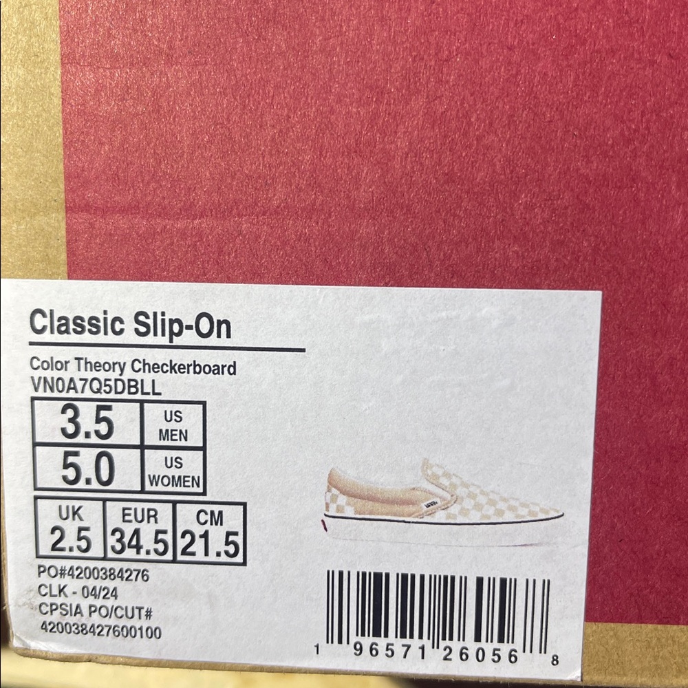 Vans WMNS Classic Slip-On
Color Theory Checkerboard
VN0A7Q5DBLL
Sneakers - Picture 16 of 16